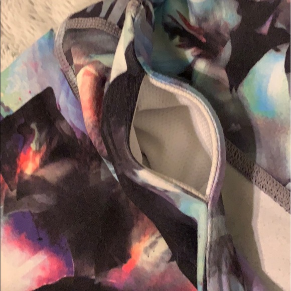 Fabletics prism Capri - Picture 3 of 5